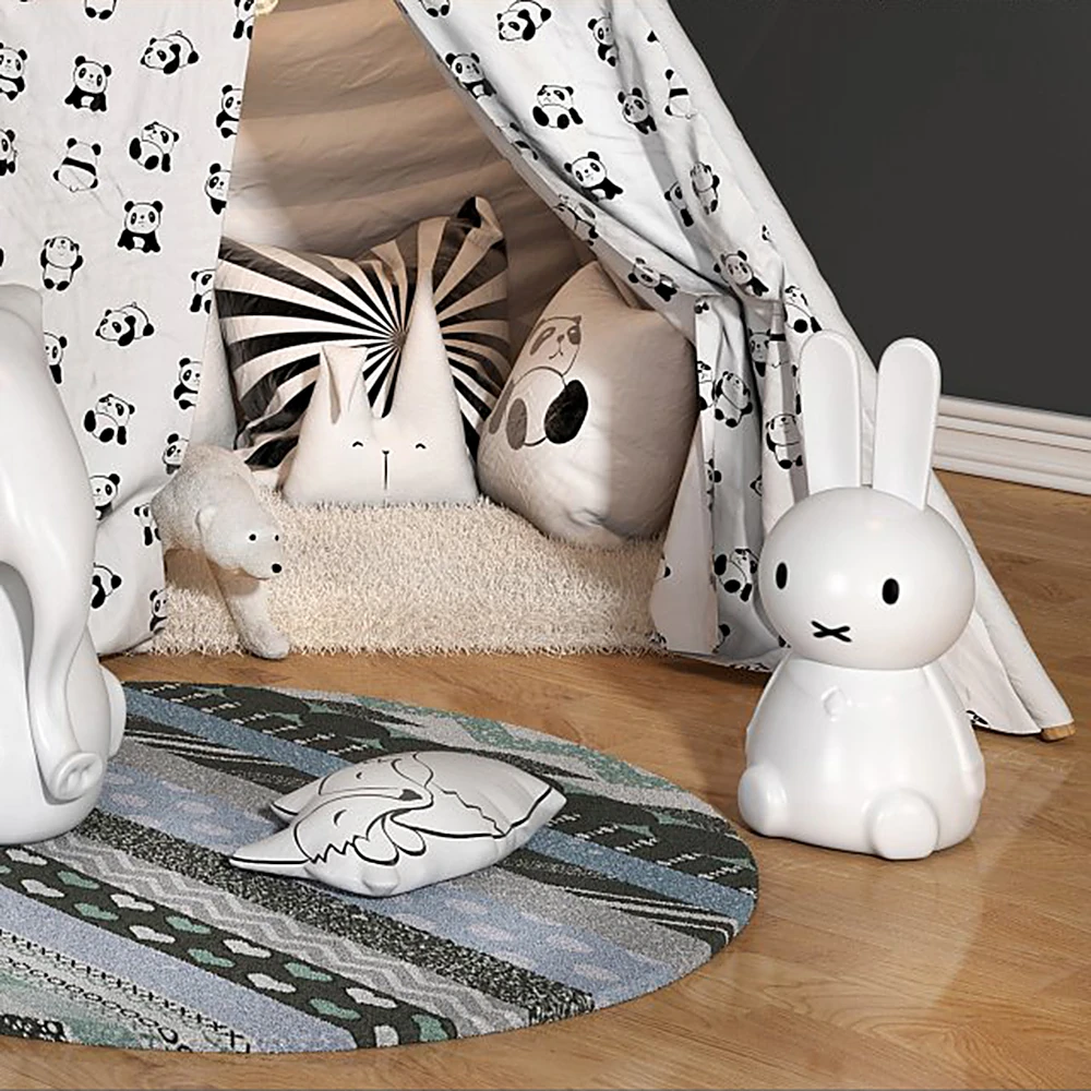 Table + Chair / Toys / Other Items 3