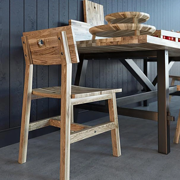 Rustic Wooden Table with Apples and Crates (2)