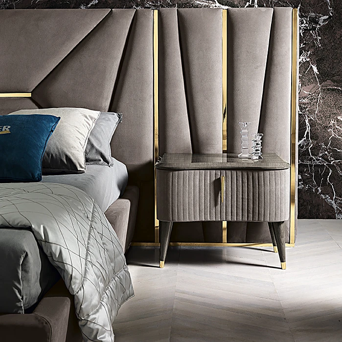 Sideboard & Chest of Drawer 1