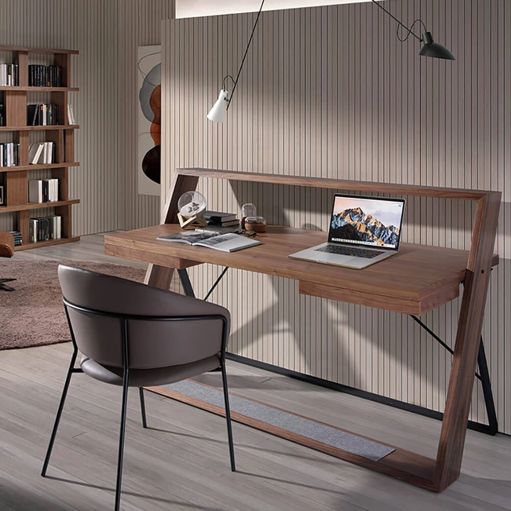 Գրասեղաններ 3