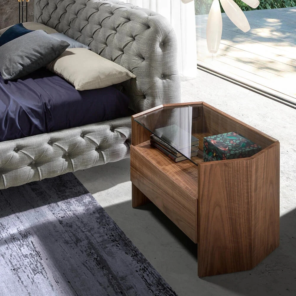 Sideboard & Chest of Drawer 2