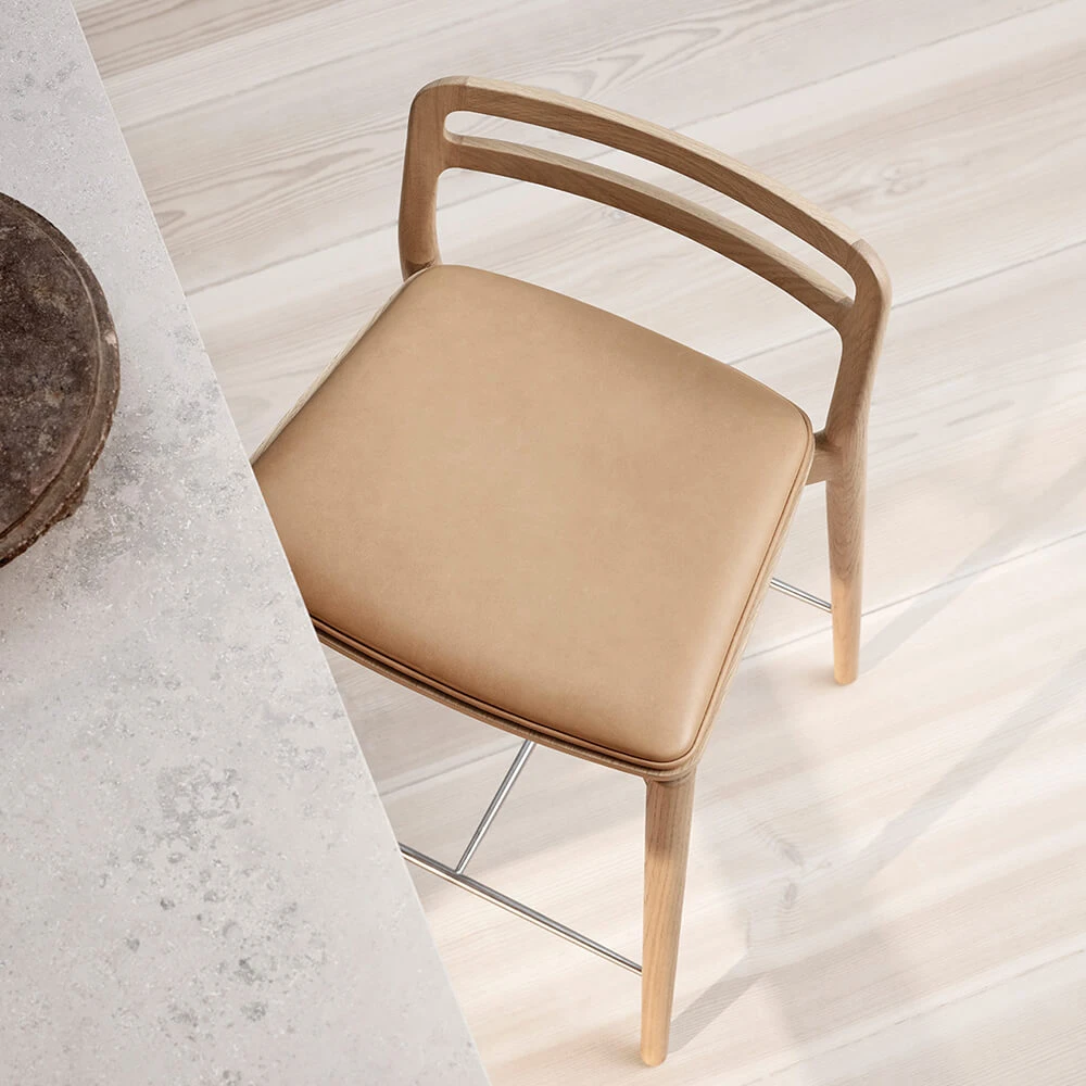 Chairs / Bar stools 2