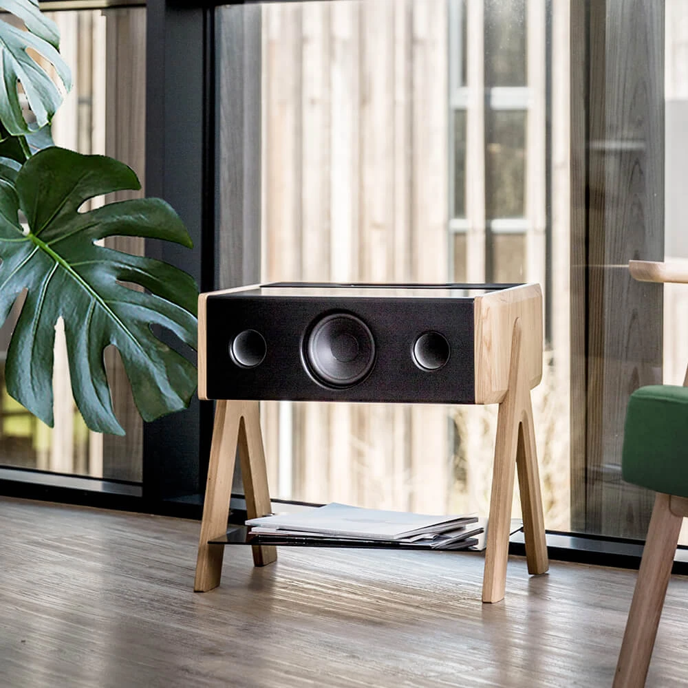 Sideboard & Chest of Drawer / Audio tech 6