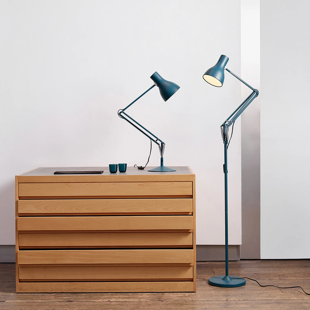  Stehlampe 2