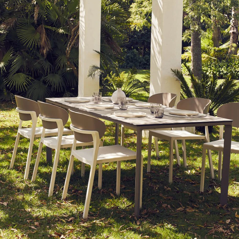 Tables / Outdoor furniture 3