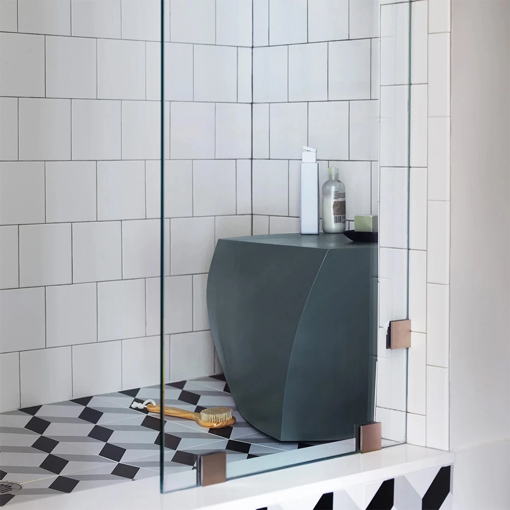 Tables / Other seating 3