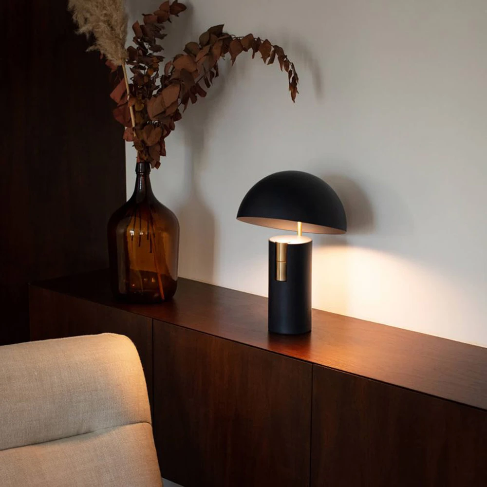 Tecnología del audio / Lámpara de mesa 2