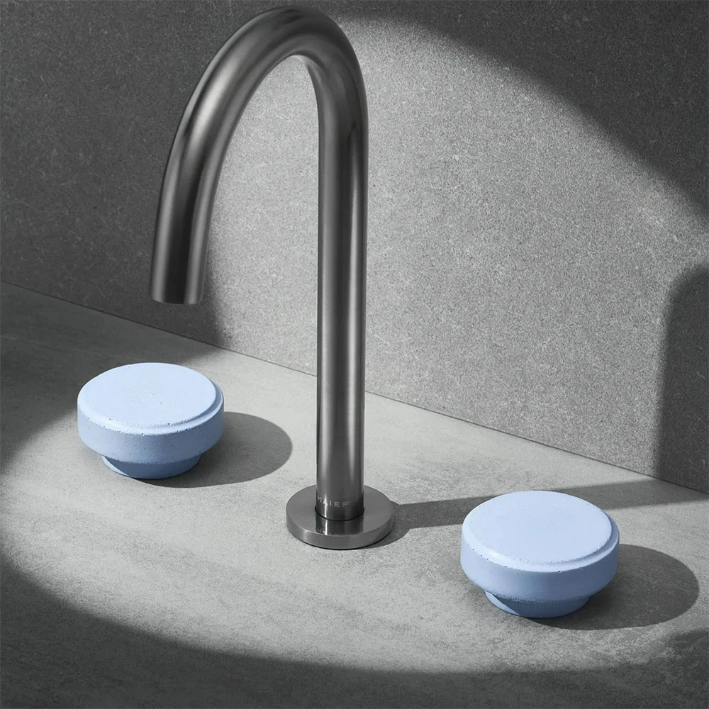 Bathroom furniture / Bathroom faucet 2