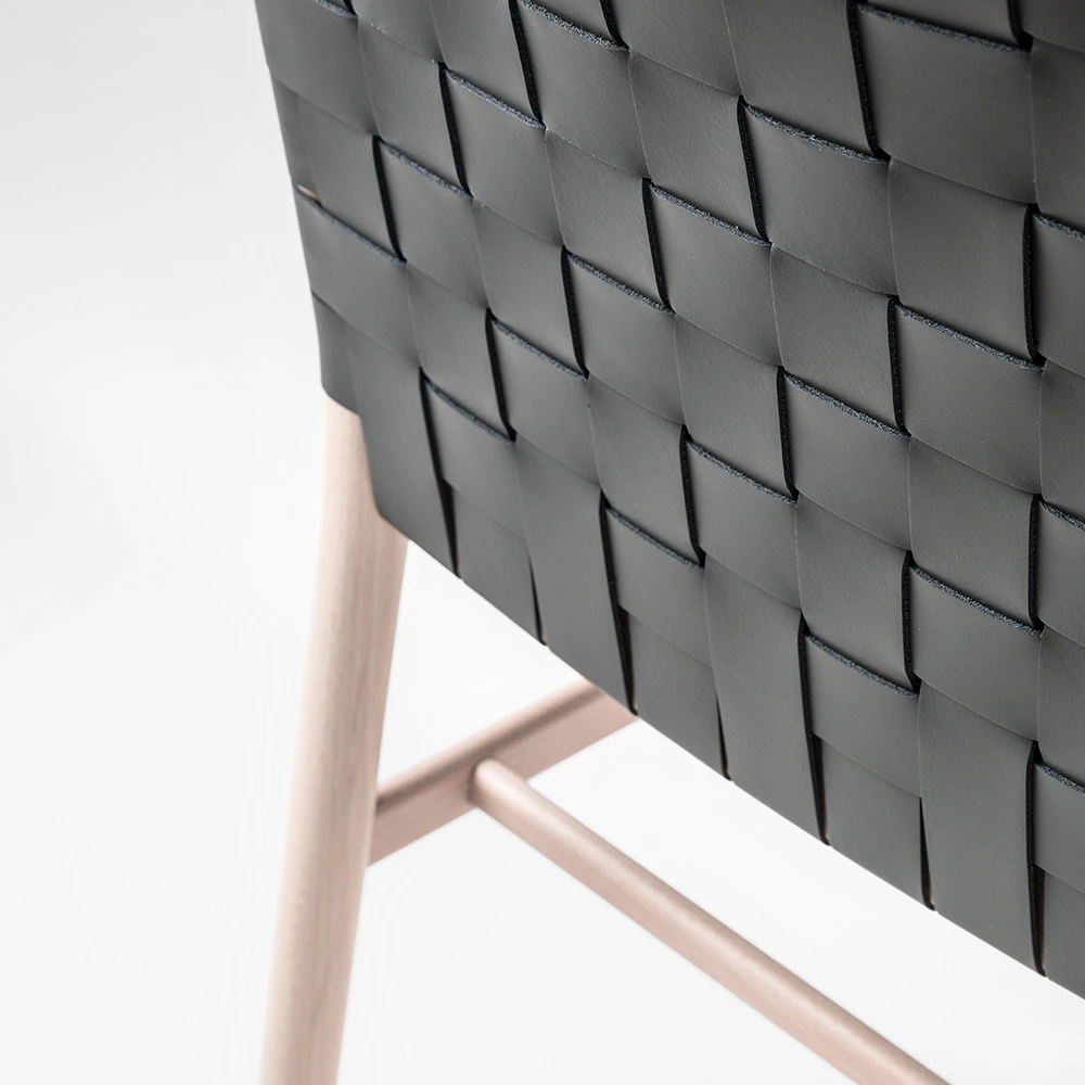 Chair JULIE CU (8)