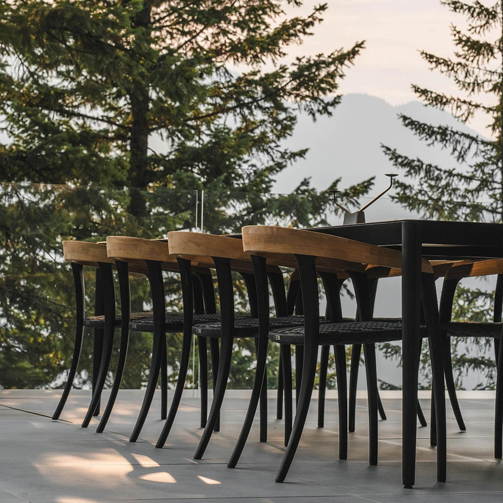 Armchair Jive coated alu, olefin fiber & teak (3)