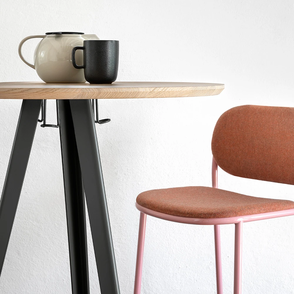 Stool METIS PAD (10)